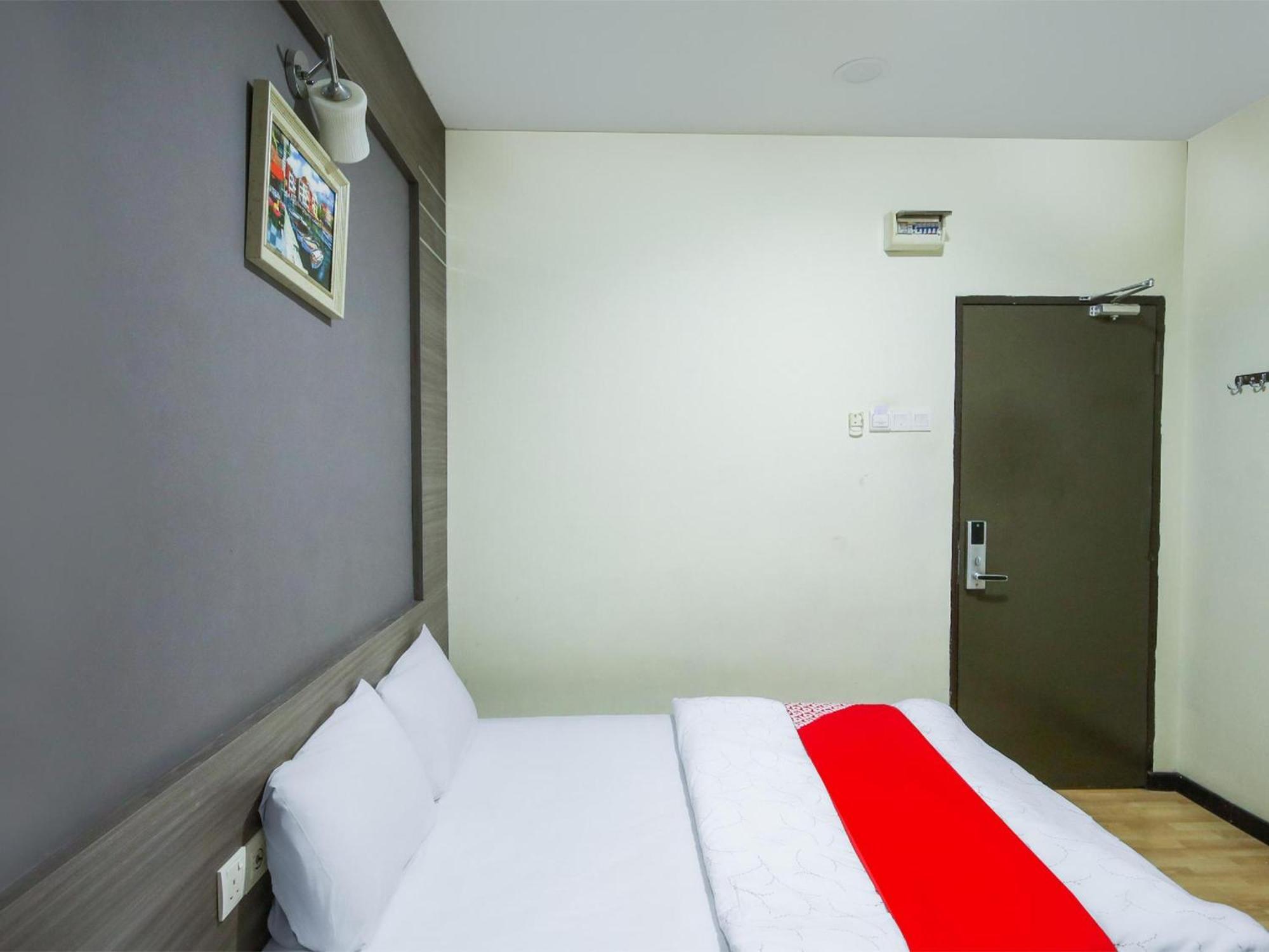 Capital O 812 Hotel Smc Seksyen 13 Shah Alam Exterior photo