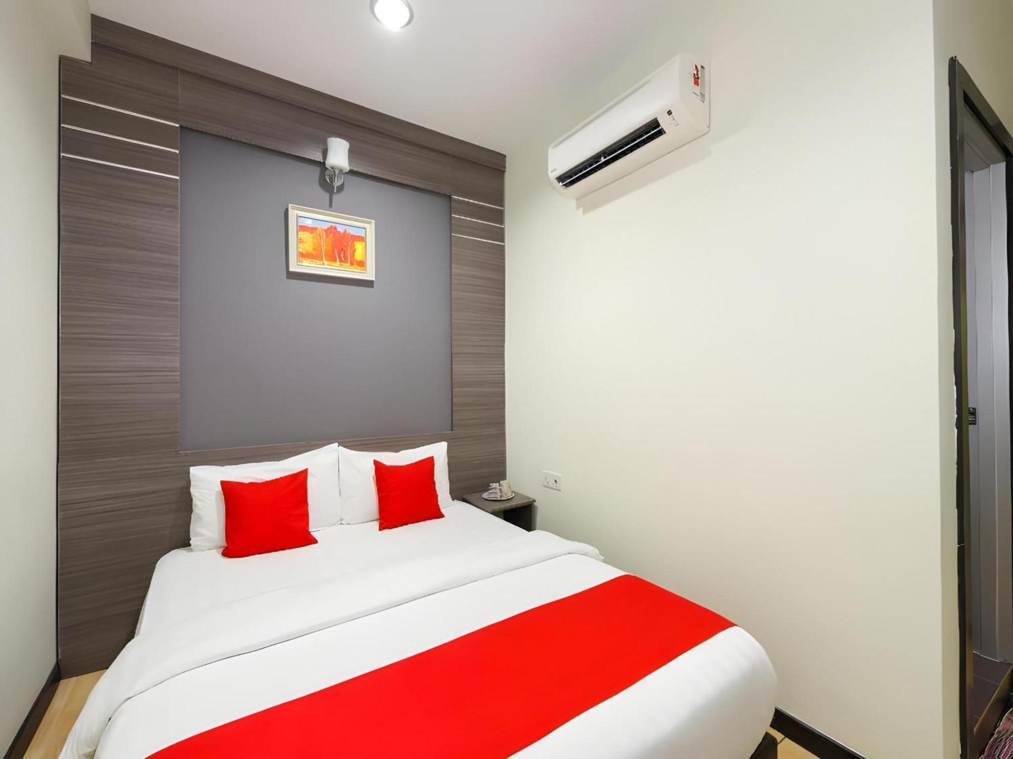 Capital O 812 Hotel Smc Seksyen 13 Shah Alam Exterior photo