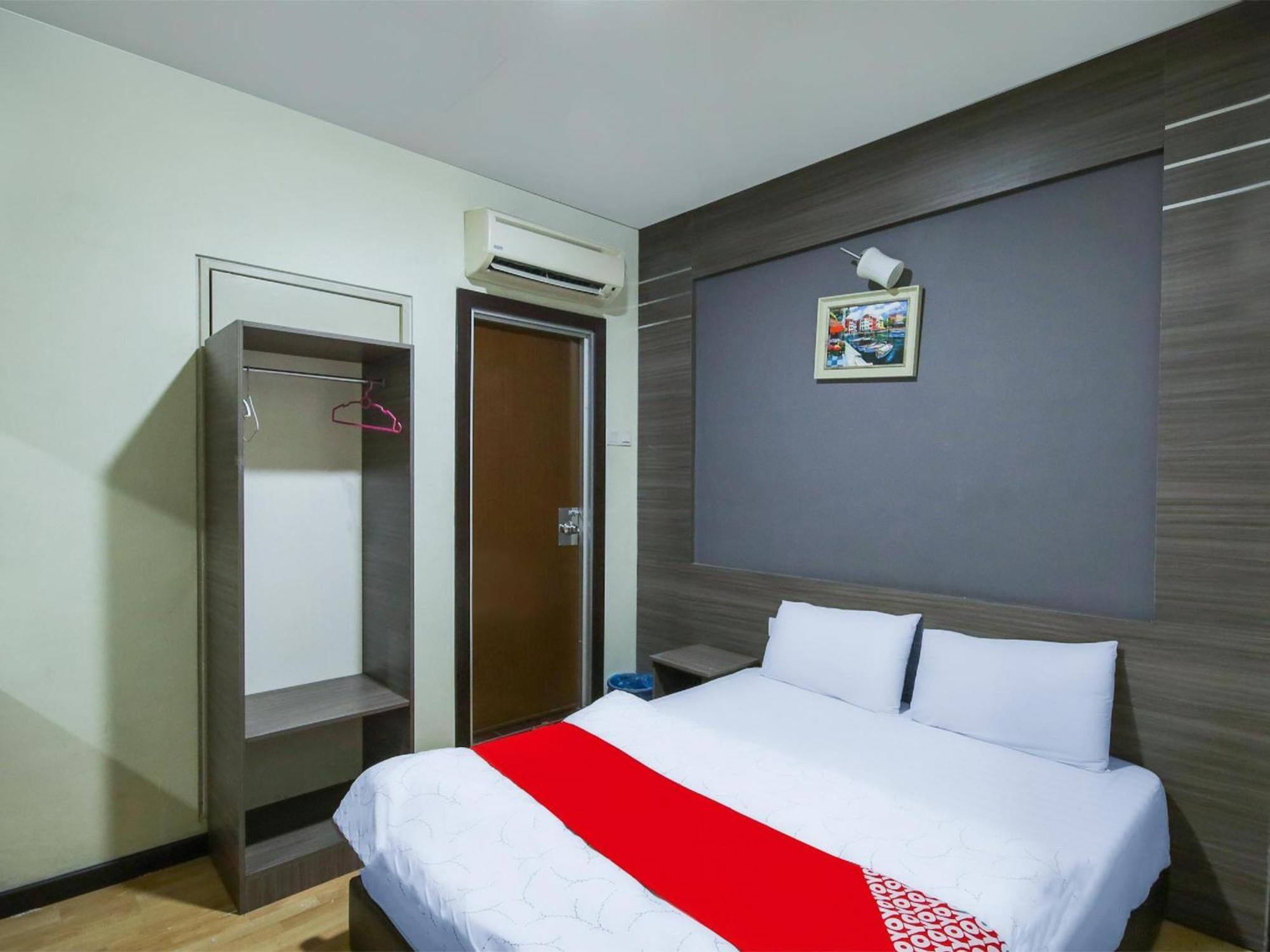 Capital O 812 Hotel Smc Seksyen 13 Shah Alam Exterior photo